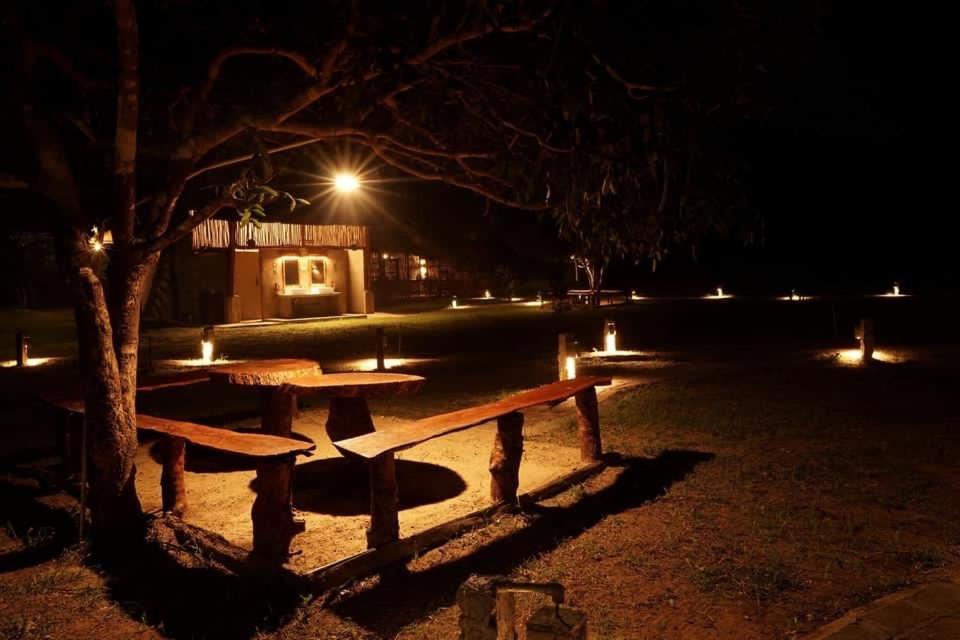 Raalmadu Wilpattu Hotel Achchamulai Exterior photo